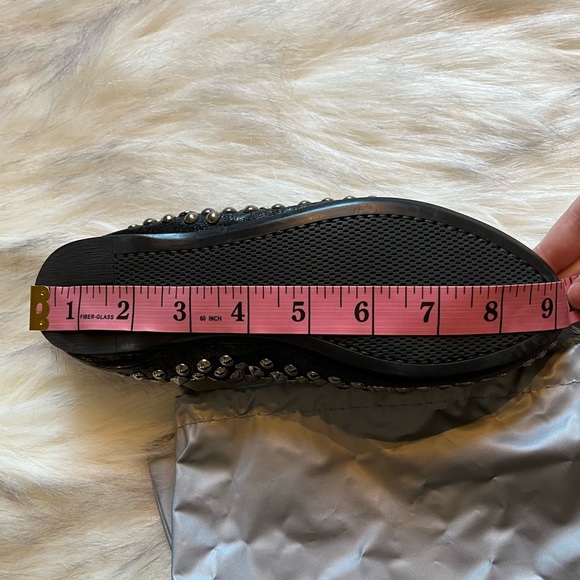 𝐏𝐫𝐚𝐝𝐚 Women’s Leather Studded Embellishment Stretchy Loafers Size 35.5 - Picture 12 of 13